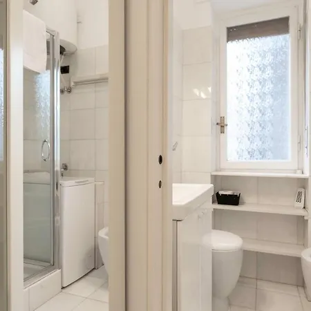 Luna Homes - In Corso Sempione Apartment Milan