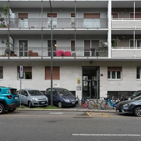 Luna Homes - In Corso Sempione * Milano